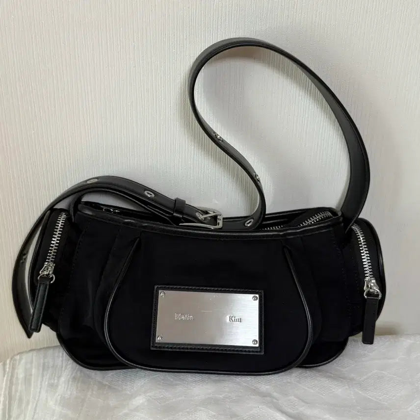 [BUNJANG] Matinkim Madeleine Round Bag Black / 마뗑킴 마들렌 라운드 백 블랙