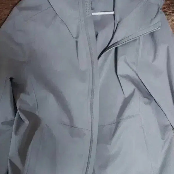 [BUNJANG] Uniqlo Blocktech Parka M (Light Grey) / 유니클로 블록테크파카 95 m
