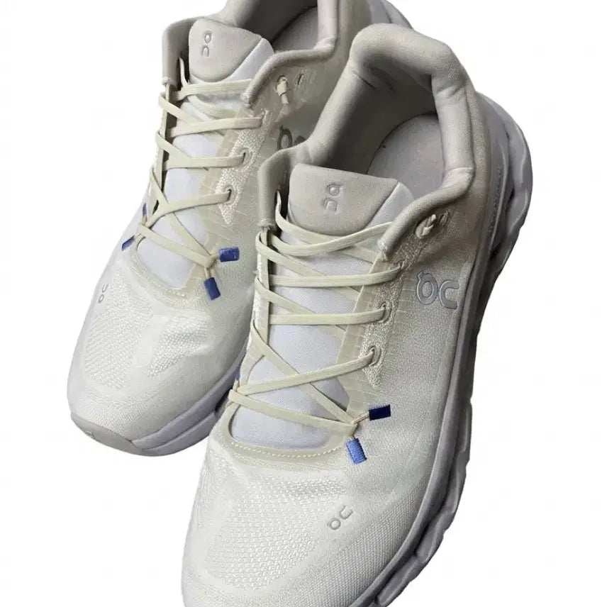 [BUNJANG] On Running Cloudtilt Sneakers Ivory/Metal / 온 (On Running / On) 클라우드틸트 모델