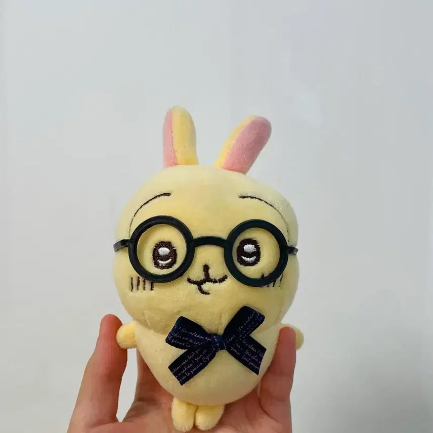 [BUNJANG] Chiikawa Usagi Glasses Keychain / 치이카와 먼작귀 안경 우사기 키링