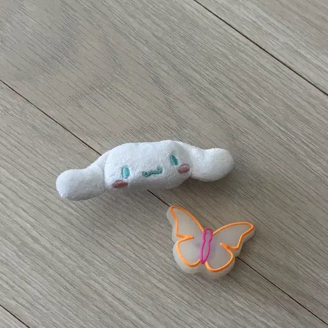 [BUNJANG] Crocs Authentic Cinnamoroll & Light-Up Butterfly Jibbitz Set / 택포| 크록스 정품 지비츠 시나모롤, 불빛나비
