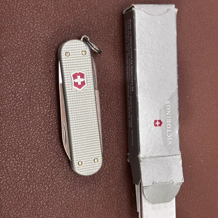 [BUNJANG] Victorinox Alox Minimalist Multi-tool / 빅토리녹스 알록스 미니멀티툴 맥가이버칼