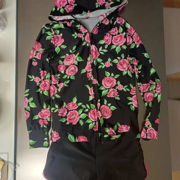 [BUNJANG] Flower Print Hooded Zip-Up Rash Guard and Shorts Set / 플라워 후드 집업래쉬가드와 쇼츠 세트 55