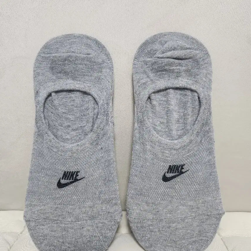 [BUNJANG] Nike No-Show Socks (2 Pairs), Gray / [미사용&새제품] 나이키 덧신 양말 그레이 2개