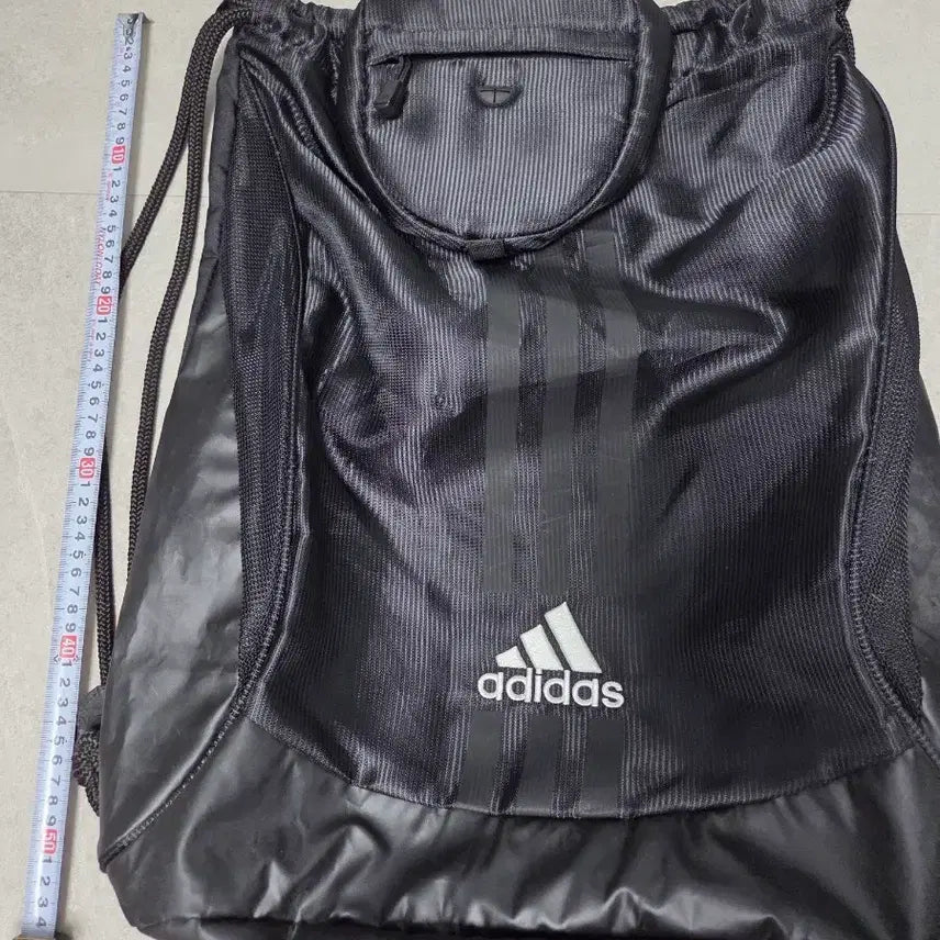 [BUNJANG] Adidas Three-Stripes Zipper Gym Sack / String Backpack / 아디다스 삼선 지퍼 짐섕 / 스트링 백팩