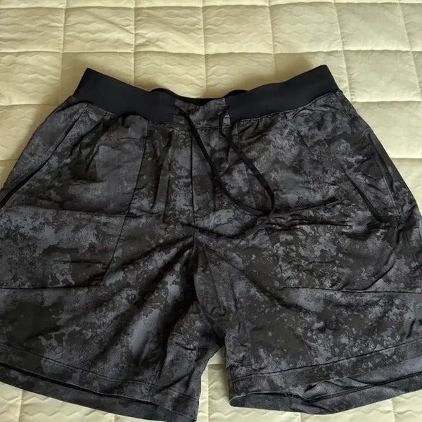 [BUNJANG] Lululemon Chareude In Shorts M / 룰루레몬 제로드 인 쇼츠 M