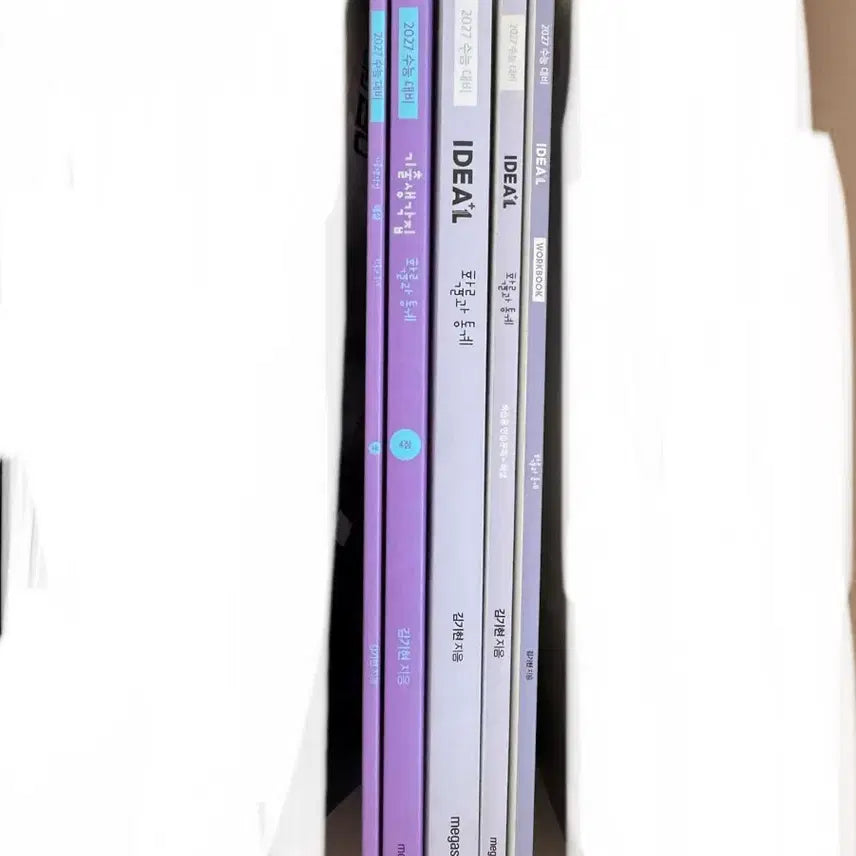 [BUNJANG] Kim Ki-hyun Probability and Statistics Study Set (2027) - 5 Books / 2027 김기현T 아이디어,아이디어 워크북 ,기출생각집 (확률과 통계) 답지포함 총 5권