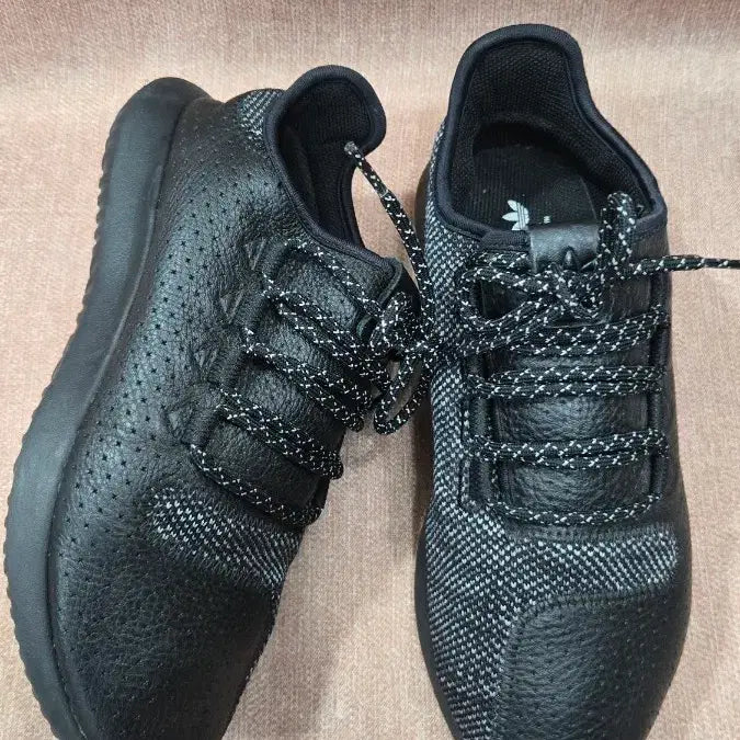 [BUNJANG] Adidas Tubular Shadow Black 245mm / 아디다스 245mm-  튜블러 쉐도우 블랙