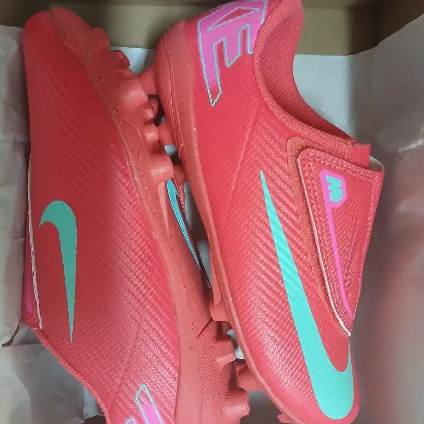 [BUNJANG] Nike Mercurial Vapor 16 Club MG PS V Soccer Cleats (FQ8290-800) / (새상품)190 나이키 머큐리얼 베이퍼16 클럽 MG PS V 축구화 FQ8290-800