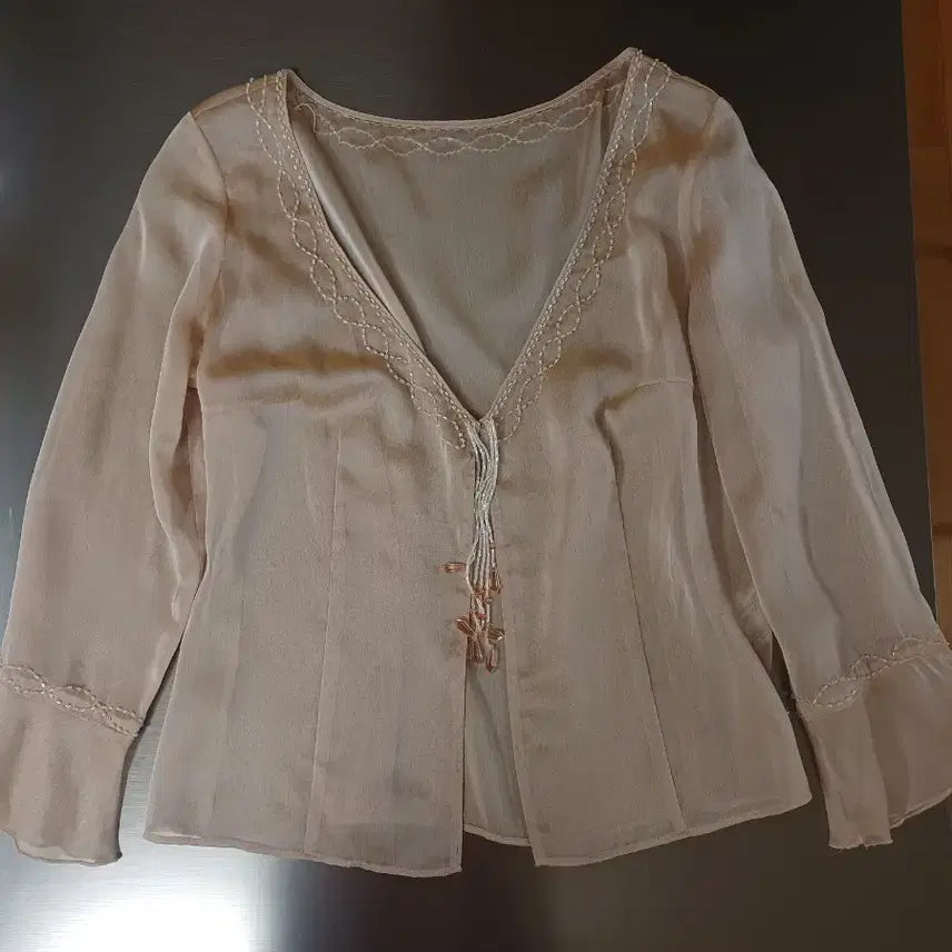 [BUNJANG] KLEIN D'OEIL Beaded Chiffon Cardigan / KLEIN D'OEIL 비즈 쉬폰 가디건 55