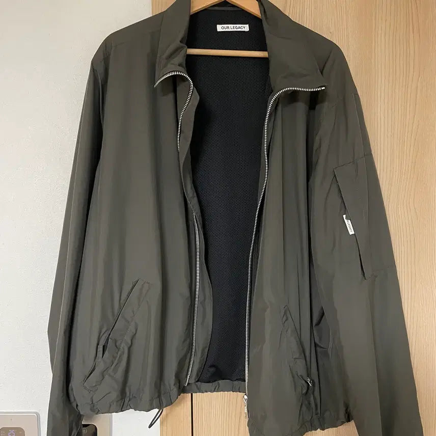 [BUNJANG] Our Legacy Cropped Shelter Coat Forest Tech Olive / [52] 아워레가시 크롭 쉘터 코트 포레스트 테크 올리브