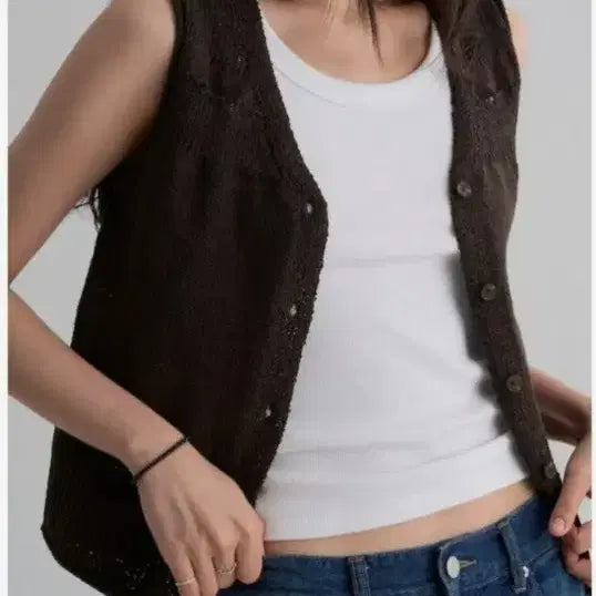 [BUNJANG] 8seconds Women's V-Neck Vest Cardigan S/85 / 에잇세컨즈 브이넥 베스트 카디건 가디건 새상품 여성용 S / 85 사이즈 택포 13,000원