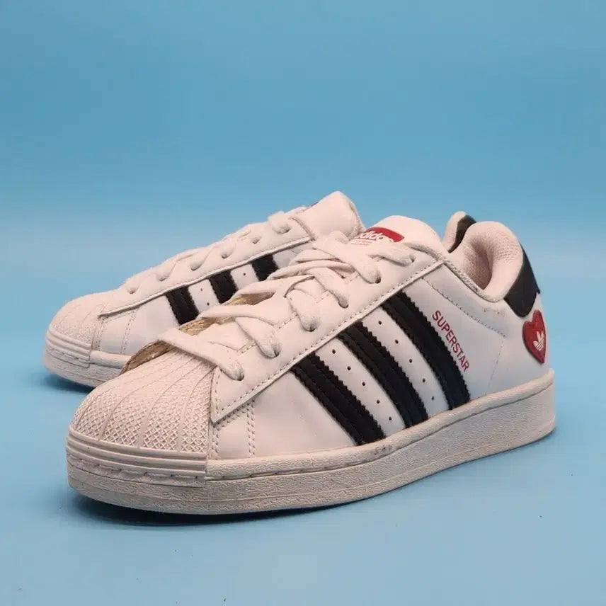 [BUNJANG] Adidas Superstar Valentine Sneakers (220) / bb 아디다스 슈퍼스타 발렌타인 스니커즈220