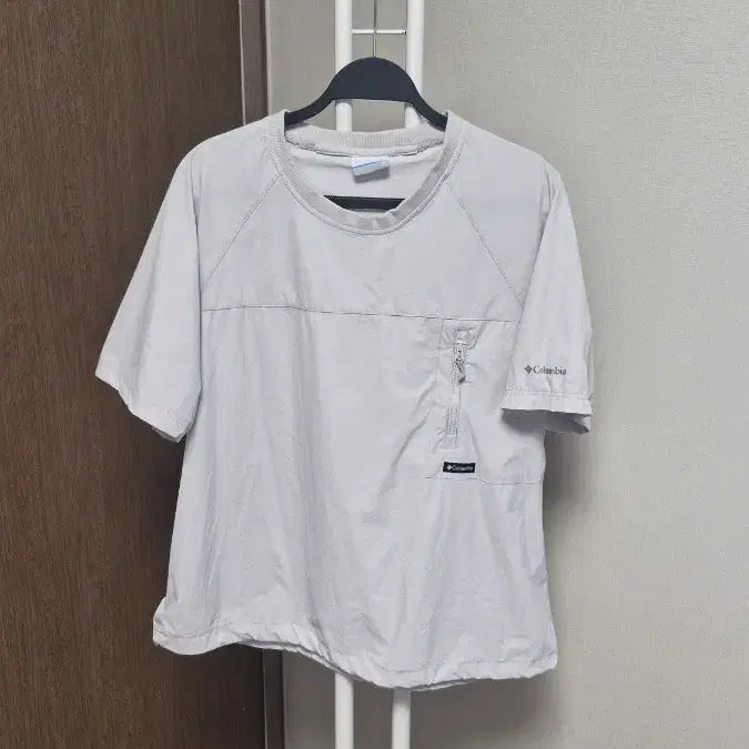[BUNJANG] Columbia Light Gray Short-Sleeve Windbreaker T-Shirt XL / 컬럼비아(XL/105) 반팔 바람막이티셔츠 라이트그레이