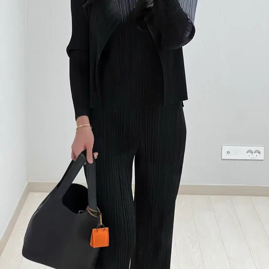 [BUNJANG] Issey Miyake Pleats Please Pants Black Size 3 / 이세이미야케 플리츠플리즈 팬츠 블랙 3size