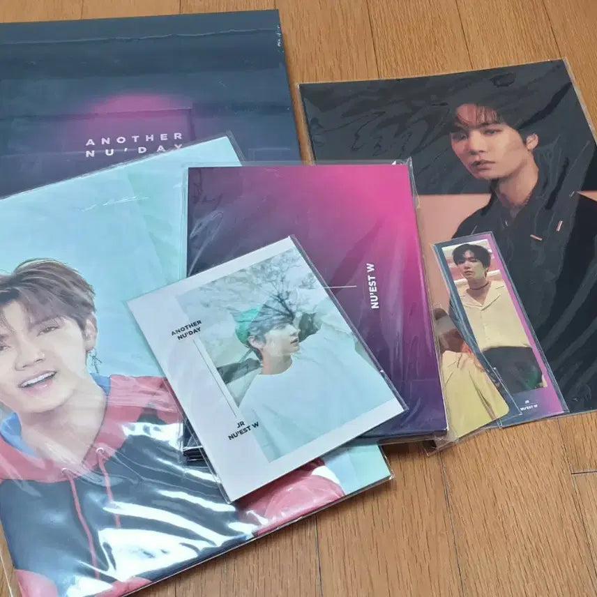 [BUNJANG] NU'EST W ANOTHER NU'DAY Photobook / 뉴이스트W 메이크스타 화보 ANOTHER NU'DAY NU'EST W