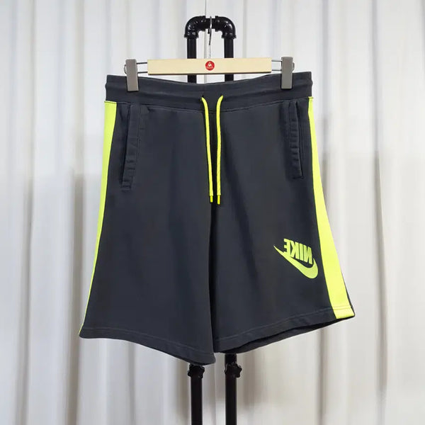 [BUNJANG] Nike Men's Banding Shorts with Fluorescent Side Line (34" Recommended) / 나이키 남성 사이드 형광라인 밴딩 끈 반바지 34추천 오일장