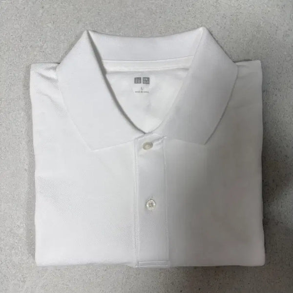 [BUNJANG] Uniqlo White Collar T-Shirt (L) / 유니클로 화이트 반팔 카라티 (L)