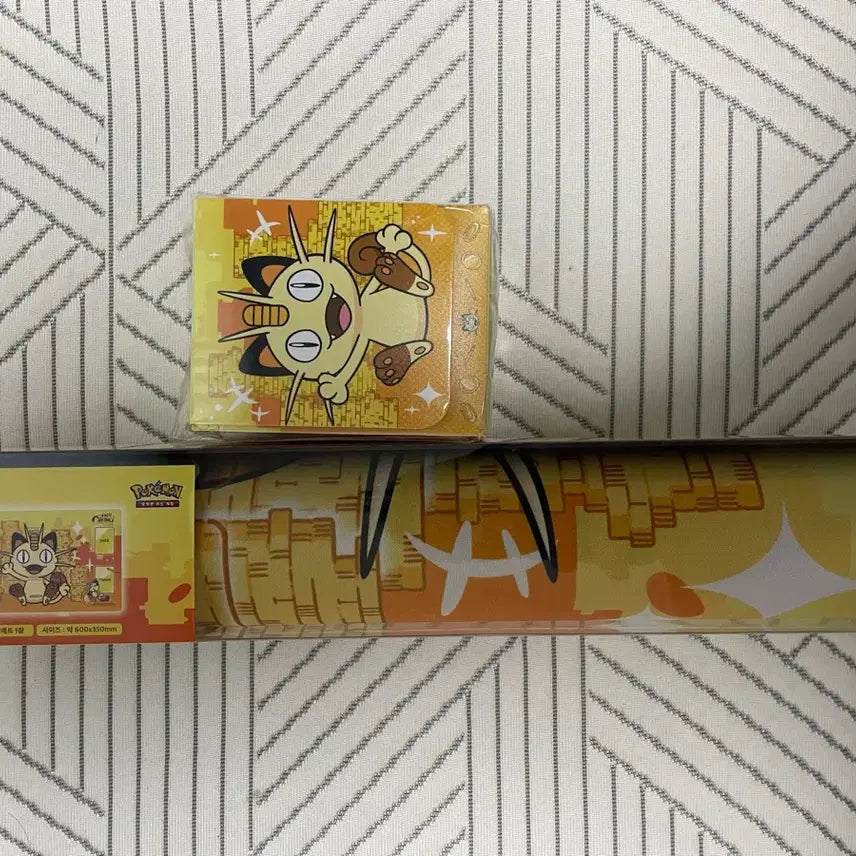 [BUNJANG] Pokemon Meowth Deck Case + Playmat Set / 부산팝업 포켓몬 나옹 덱케이스 + 플레이매트 냐옹