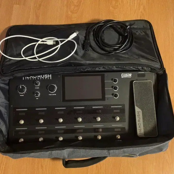 [BUNJANG] Headrush Pedalboard with Bag / 헤드러쉬 페달보드 Headrush Pedalboard 가방포함 (멀티이펙터)