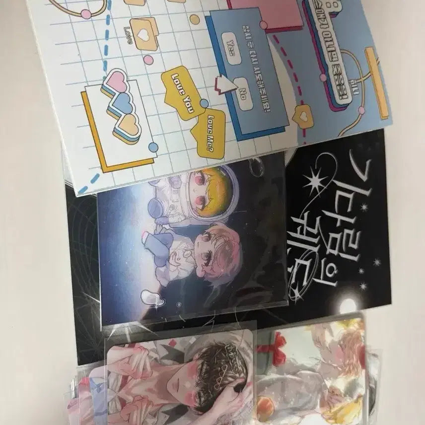 [BUNJANG] Demonic Devildom (Demutjoo) Ahmun Fanbook Vol. 2 + 24 Photocards Bundle / 판매) 데못죽 앟문 회지 2권 + 포카 24장 일괄 원가 이하 양도