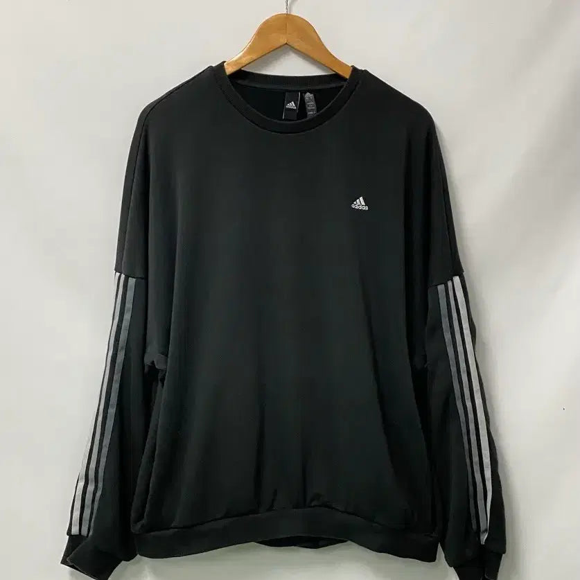 [BUNJANG] Adidas City Pocket Sweatshirt - Black L / 109.아디다스 시티 포켓 스웨트셔츠 - 블랙 L