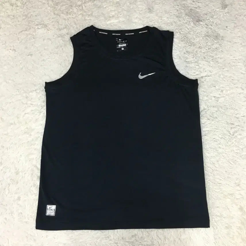 [BUNJANG] Nike Dri-FIT Sleeveless Top / 나이키 드라이핏 나시 만원샵 GG22