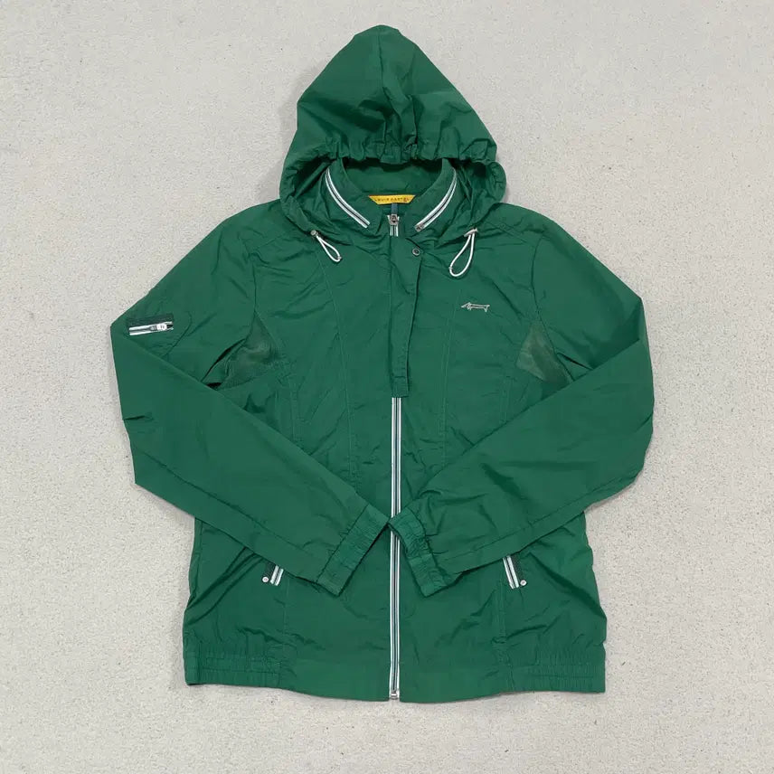 [BUNJANG] Louis Castel Lightweight Hooded Windbreaker Jumper / M 루이까스텔 골프 경량 후드 바람막이 점퍼 0721