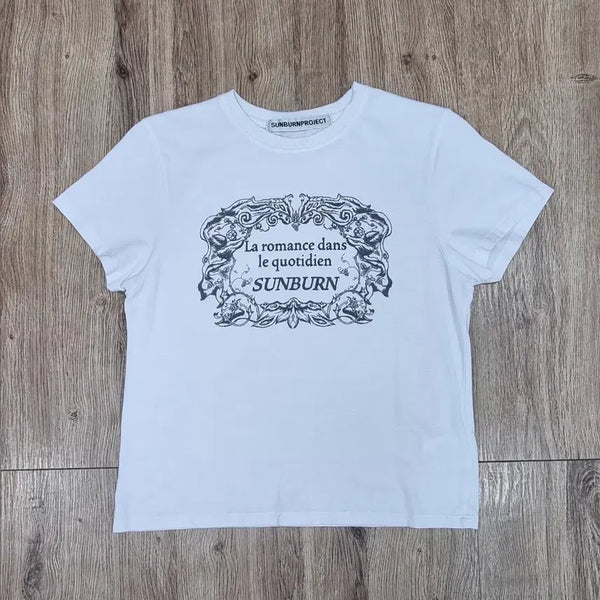 [BUNJANG] Sunburn Project Graphic T-shirt - White / 선번프로젝트 그래픽 반팔 F _ 여성
