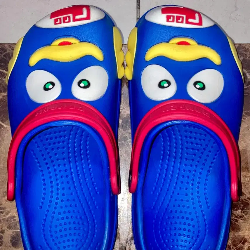 [BUNJANG] Don Quijote Donpen Crocs Slippers (230mm) / 돈키호테 돈펭 크록스 슬리퍼 230 지뢰계 양지뢰 서브컬쳐 섭컬 중성계 펑크계