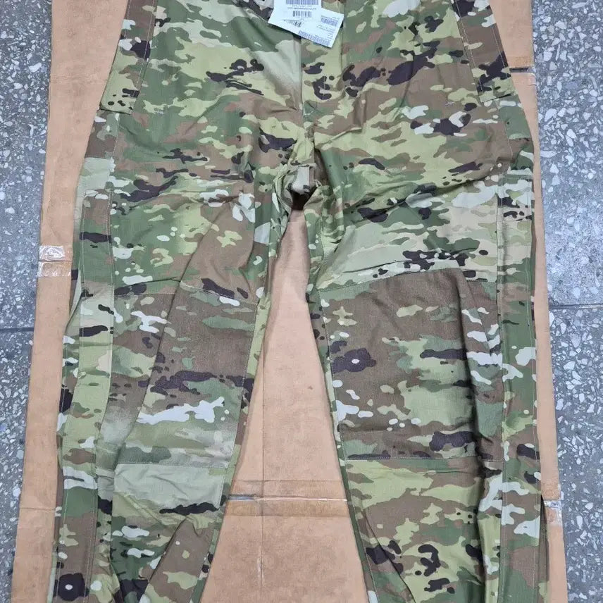 [BUNJANG] US Military Genuine Level 6 Gen III Packlite Gore-Tex Pants - Medium Regular (New) / 미군 정품 3세대 레벨6 팩라이트 신형고어텍스 미디움레귤러 새상품입니다