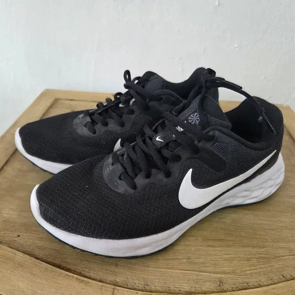 [BUNJANG] Nike Revolution 6 Next Nature Running Shoes / 나이키 운동화 250