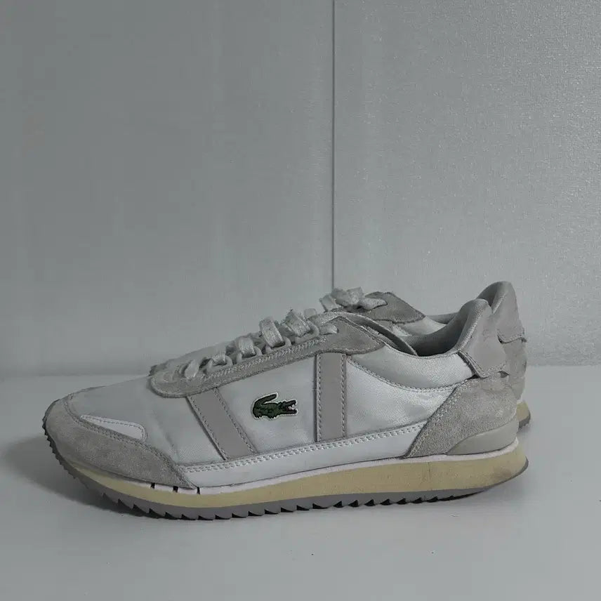 [BUNJANG] Lacoste Sneakers / 라코스테 스니커즈(260)