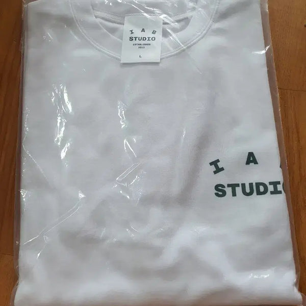 [BUNJANG] IAB Studio T-shirt White L / IAB 스튜디오 반팔티 화이트 L