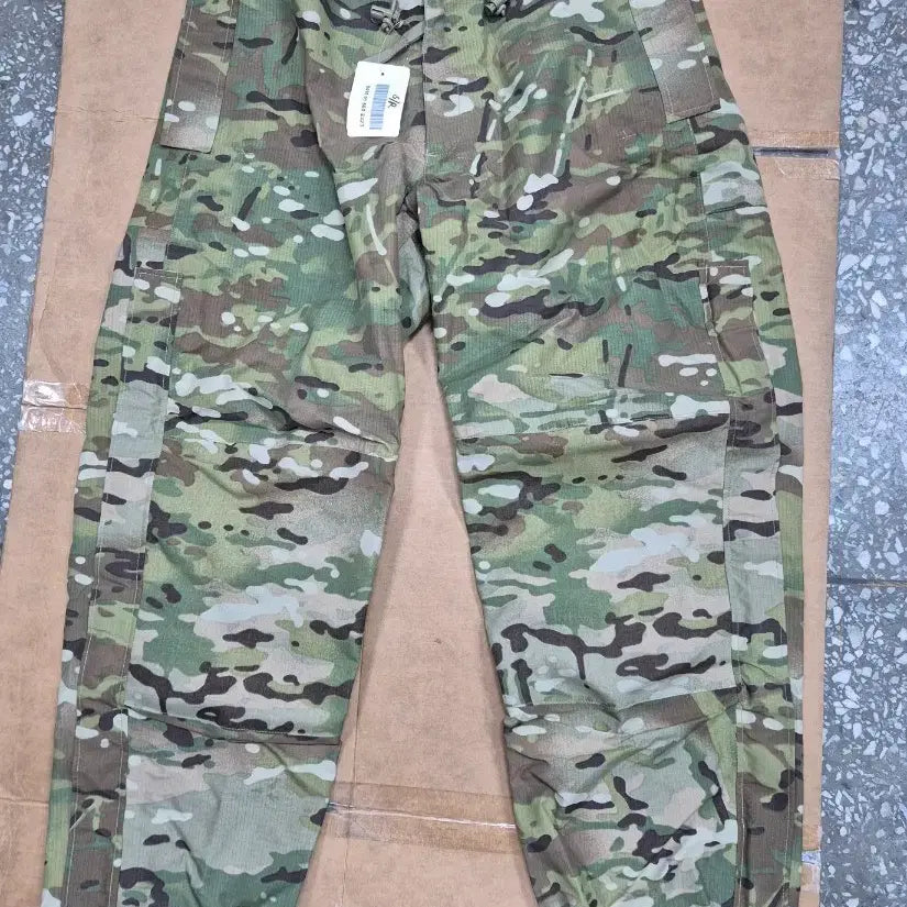 [BUNJANG] US Military GEN III Level 6 Packable GORE-TEX Pants (New) / 미군 정품 3세대 레벨6 팩라이트 신형고어텍스 스몰레귤러 신품판매합니다.