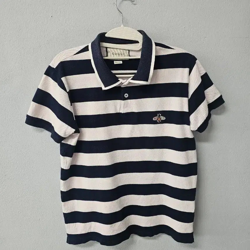 [BUNJANG] Gucci Stripe Bee Embroidered Short Sleeve Polo Shirt / 구찌 스트라이프 꿀벌 반팔 카라티