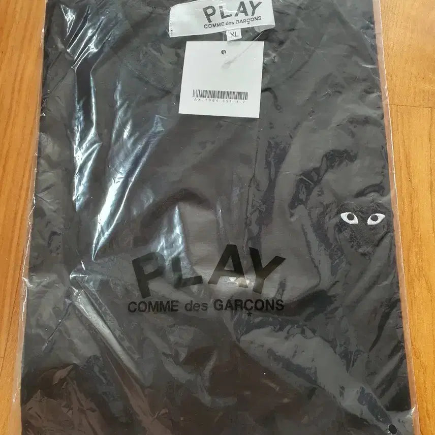[BUNJANG] Comme des Garçons PLAY Black T-shirt XL / 꼼데가르송 플레이 반팔티 블랙 XL