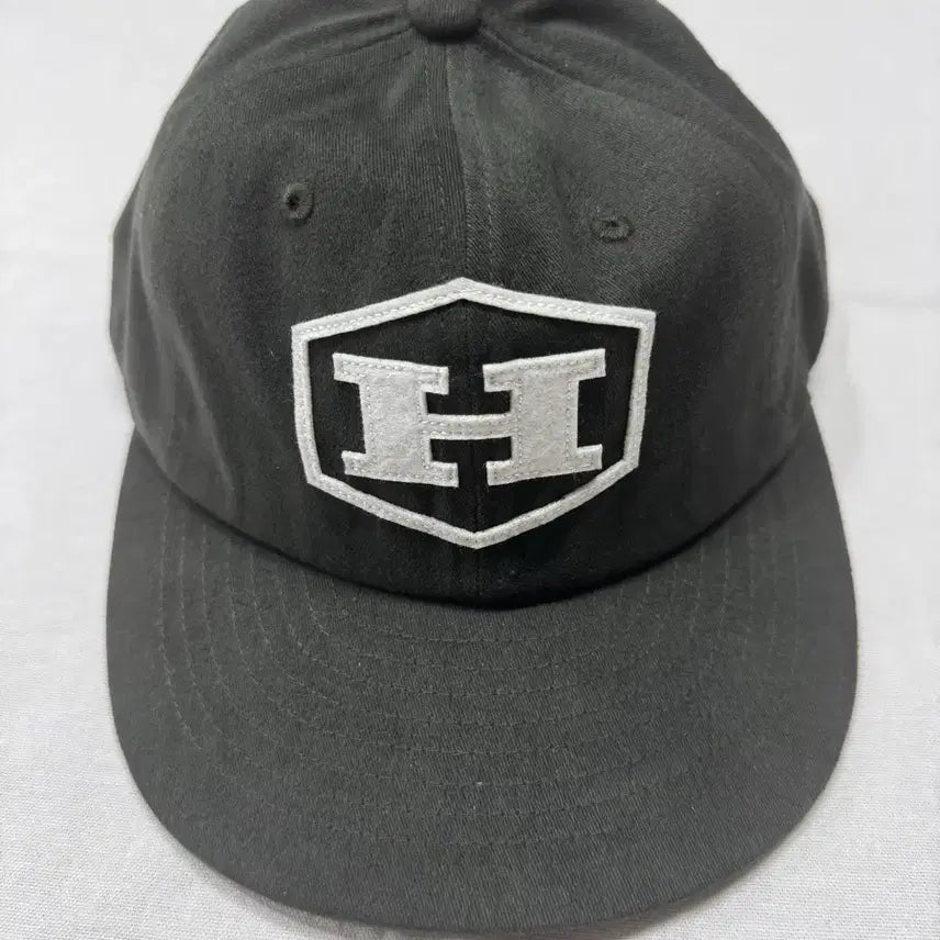 [BUNJANG] Hybe Brow Cap (Moss Black) / 하이브로우 볼캡 (모스블랙)