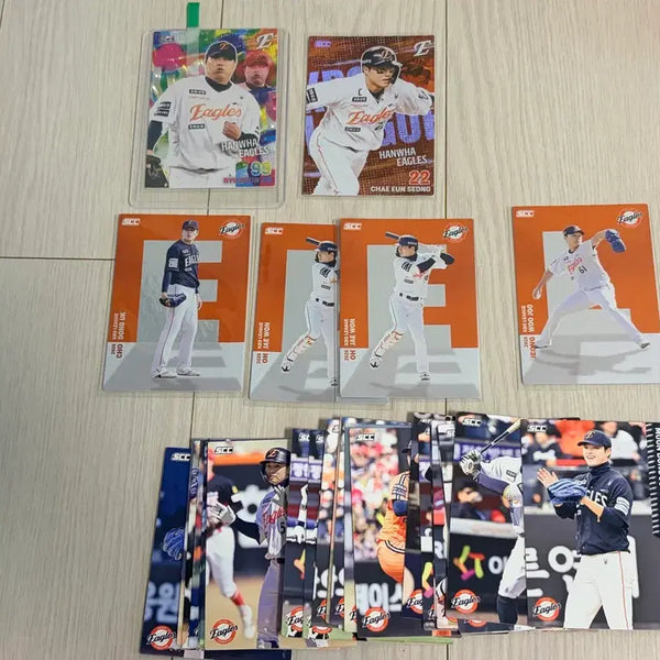 [BUNJANG] KBO Hanwha Eagles Ryu Hyun-jin Parallel Holo, Chae Eun-seong Holo Baseball Cards / Kbo 2026카드 한화이글스 류현진 패러렐 홀로 채은성 홀로