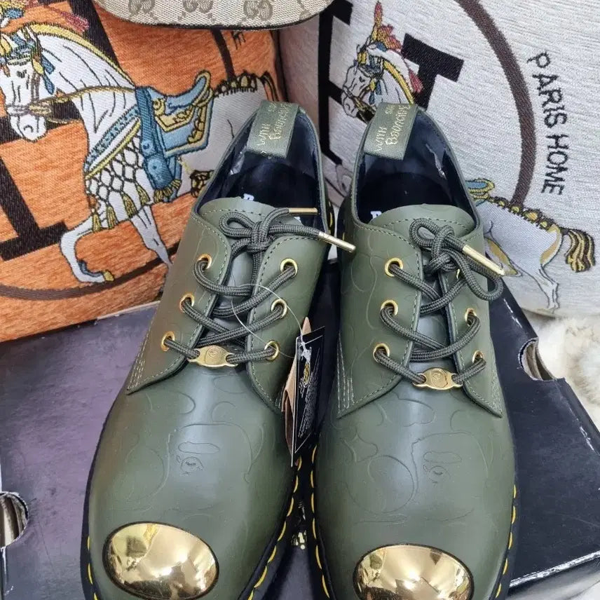[BUNJANG] Dr. Martens x BAPE 1461 Embossed Khaki Shoes (UK 9) / 정품) 닥터마틴 x베이프  1461