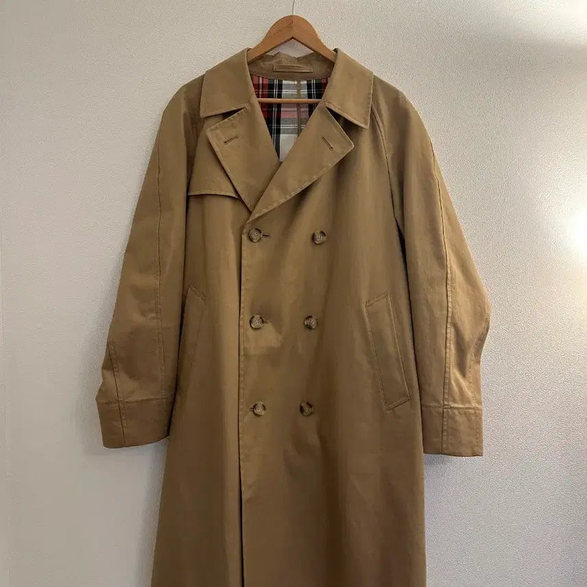 [BUNJANG] Uniqlo x JW Anderson Beige Reversible Trench Coat / UNIQLO | 유니클로 x JW앤더슨 베이지 리버시블 트렌치코트