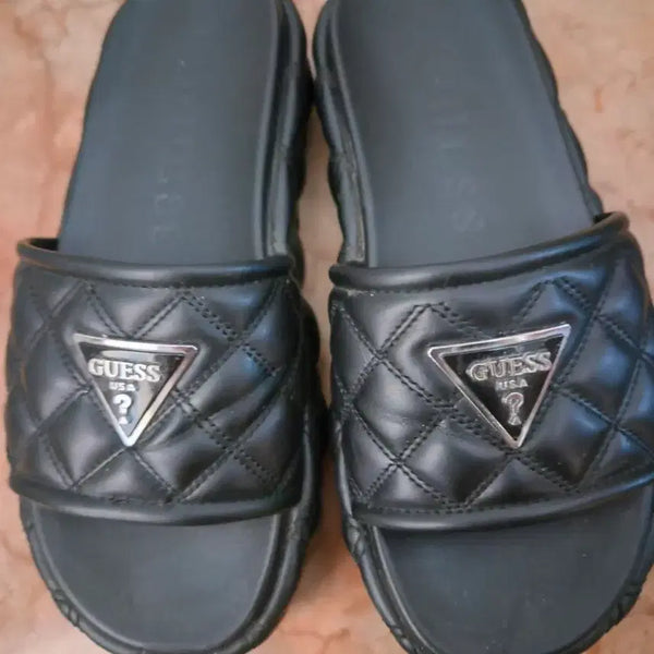 [BUNJANG] Guess Quilted Logo Detail Slippers Black / 게스 슬리퍼 235
