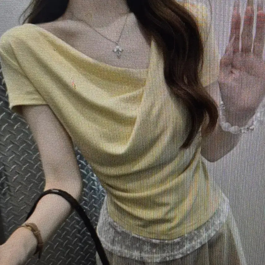 [BUNJANG] Lace Shirring Short Sleeve T-Shirt 2 Colors / (해외배송) 레이스  셔링 반팔티  2컬러