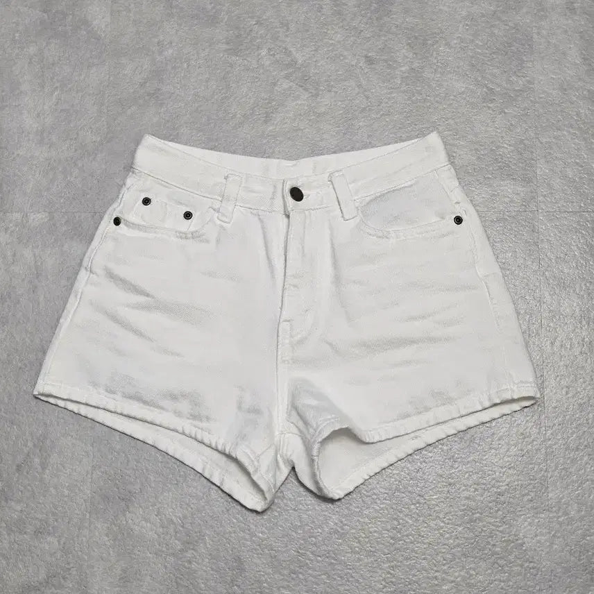 [BUNJANG] Aura Jeans White Shorts / 아우라진스 3부 화이트 반바지