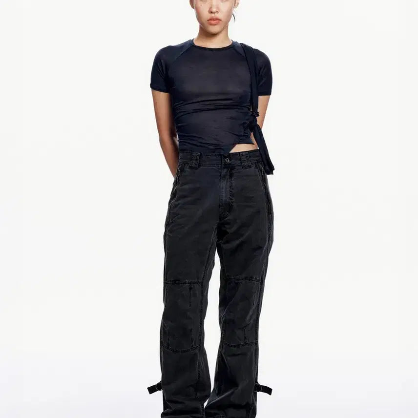 [BUNJANG] Hyeinseo Tied Asymmetric T-shirt / 혜인서 Tied Asymmetric T-shirt