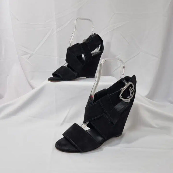[BUNJANG] Dooha Vintage Chanel Suede Heart CC Buckle Wedge Sandals / 두하빈티지 37.5c 245 샤넬 스웨이드 하트 cc 버클 웨지 샌들 힐