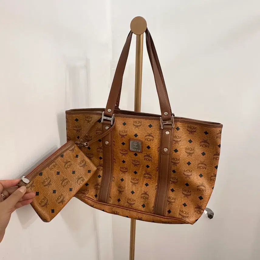[BUNJANG] MCM Signature Pattern Shoulder Bag / 정품 mcm숄더백 가방 가로35