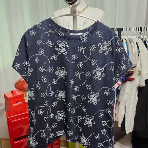 [BUNJANG] Navy Flower Short Sleeve T-Shirt / 네이비 플라워 반팔 티셔츠