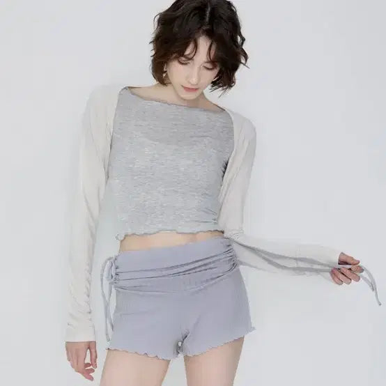 [BUNJANG] Deviwear Viviana Shirring Shorts (Gen Blue) New / 데비웨어 레깅스 커버업 비비아나 셔링 쇼츠 (젠블루) 새상품