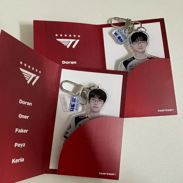 [BUNJANG] T1 Woori Bank Limited Edition Acrylic Keychain Faker / 티원 T1 우리은행 한정판 아크릴 키링 도란/페이커